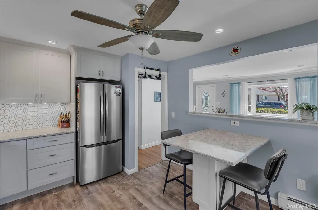 113 Roosevelt Avenue Islip NY 11751