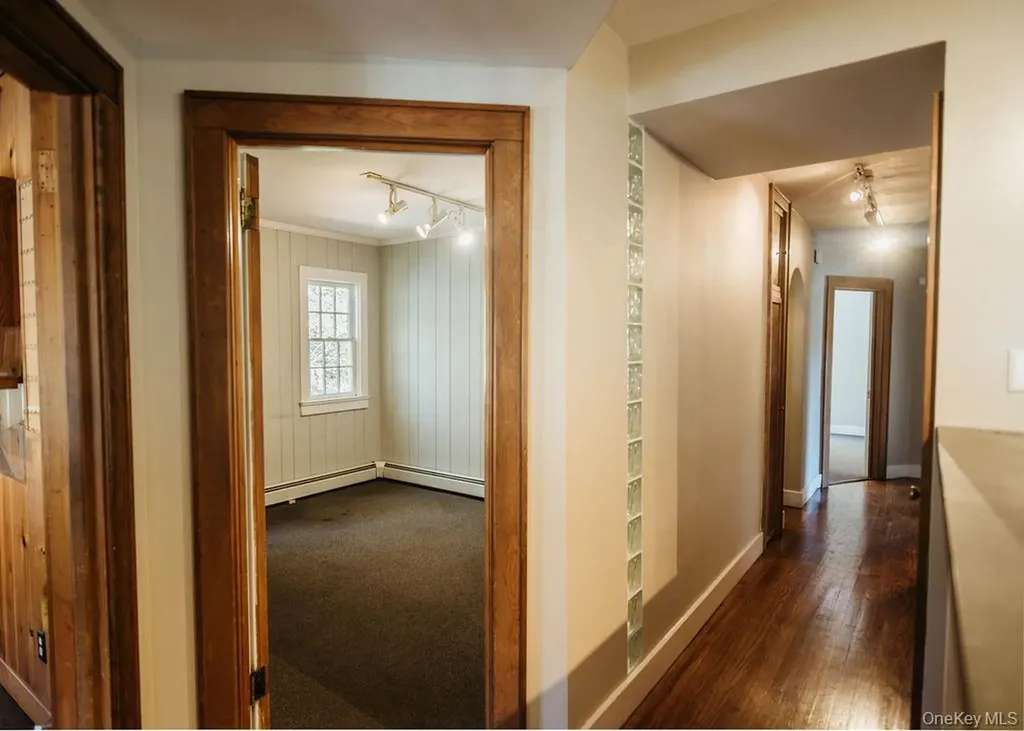 3927 Main Street Stone Ridge NY 12484