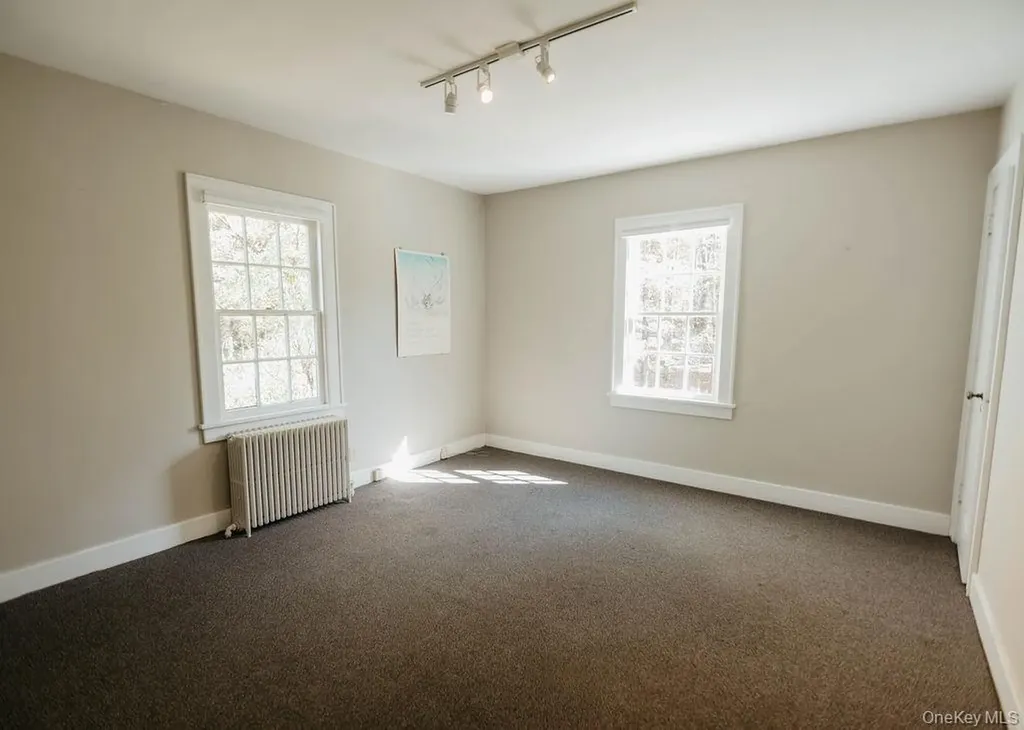 3927 Main Street Stone Ridge NY 12484