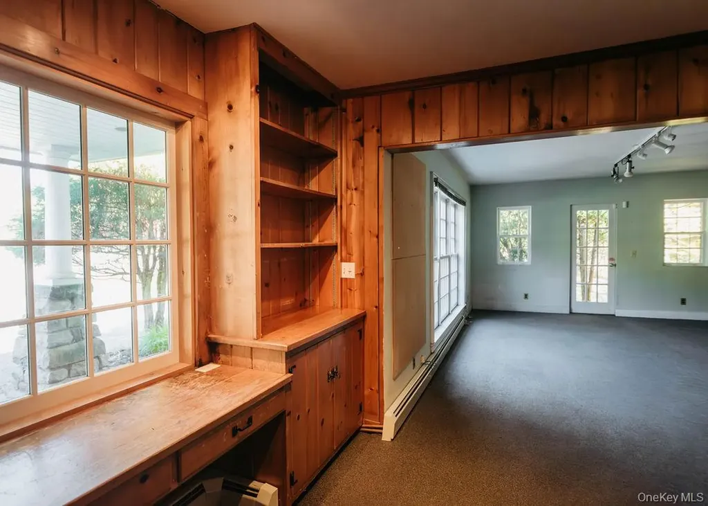 3927 Main Street Stone Ridge NY 12484