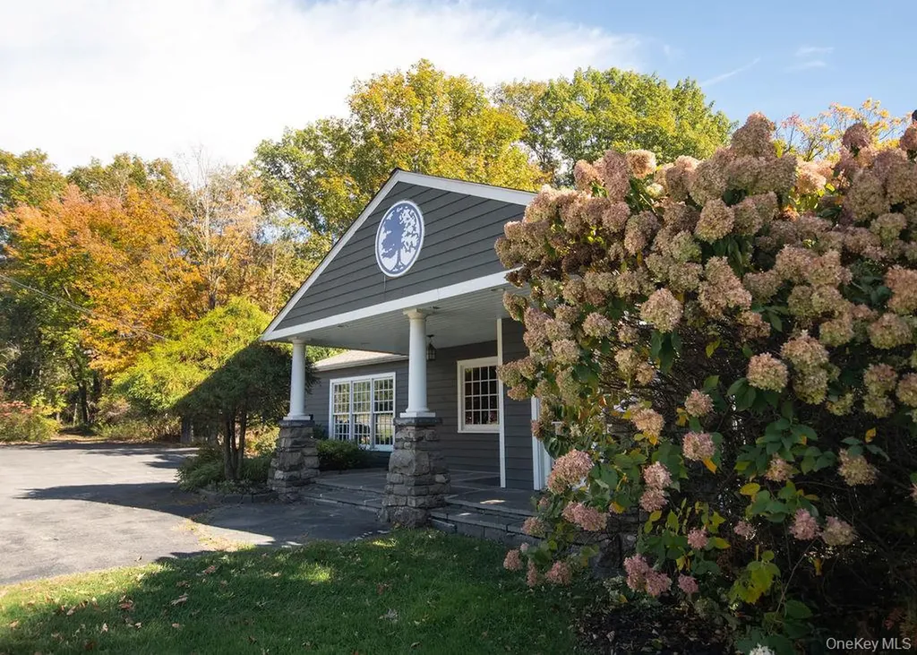 3927 Main Street Stone Ridge NY 12484