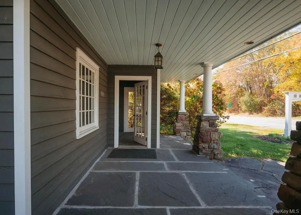 3927 Main Street Stone Ridge NY 12484