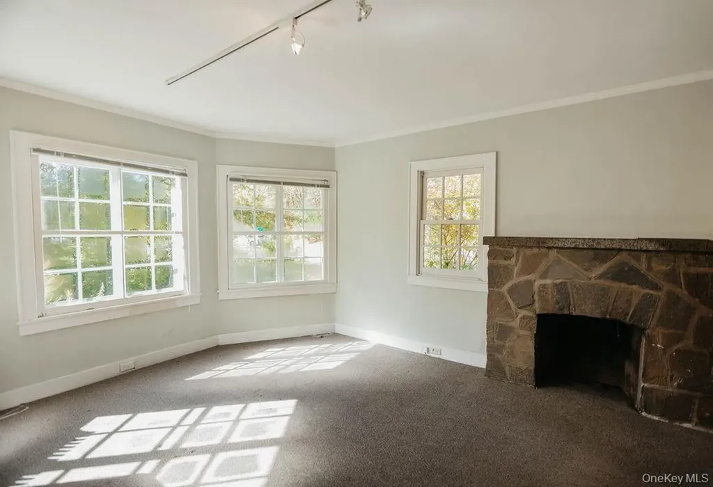3927 Main Street Stone Ridge NY 12484
