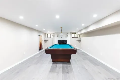 10 Ridge Place Pelham NY 10803