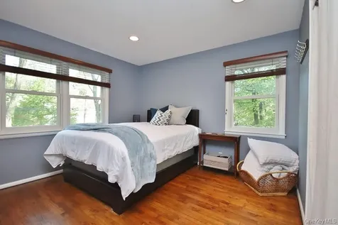 74 Hungerford Road Briarcliff Manor NY 10510