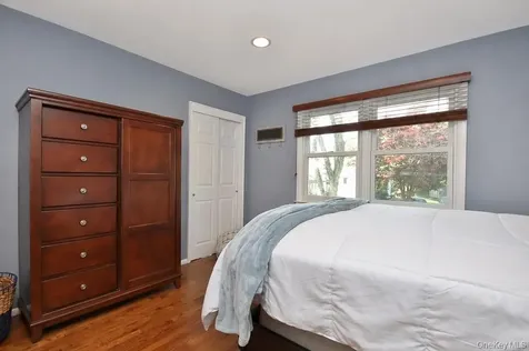 74 Hungerford Road Briarcliff Manor NY 10510