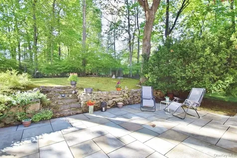 74 Hungerford Road Briarcliff Manor NY 10510