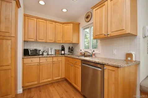 74 Hungerford Road Briarcliff Manor NY 10510