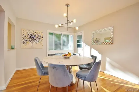 74 Hungerford Road Briarcliff Manor NY 10510