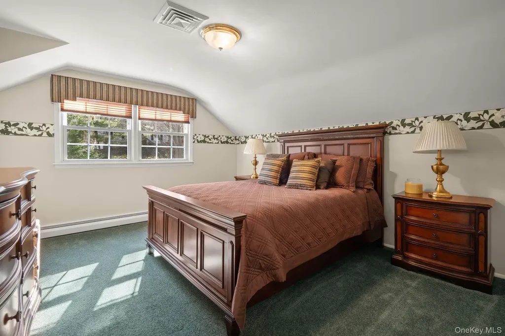 32 Fairway Place Cold Spring Harbor NY 11724