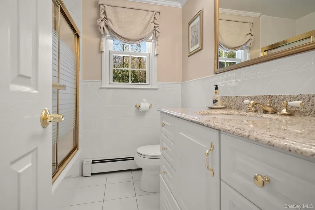 32 Fairway Place Cold Spring Harbor NY 11724