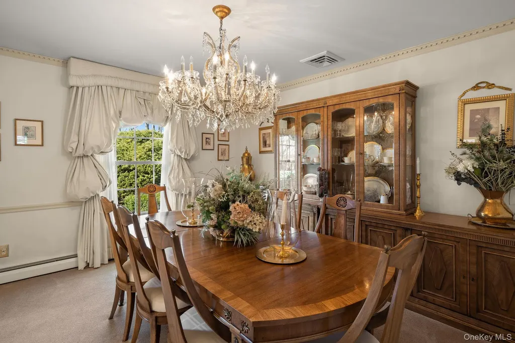 32 Fairway Place Cold Spring Harbor NY 11724