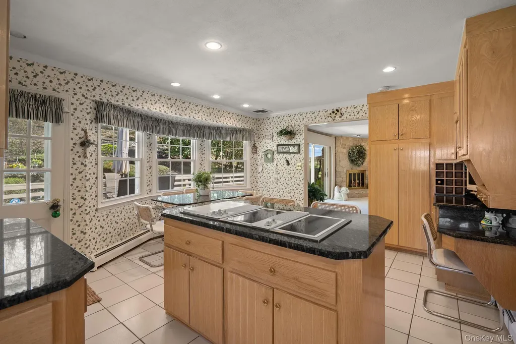 32 Fairway Place Cold Spring Harbor NY 11724