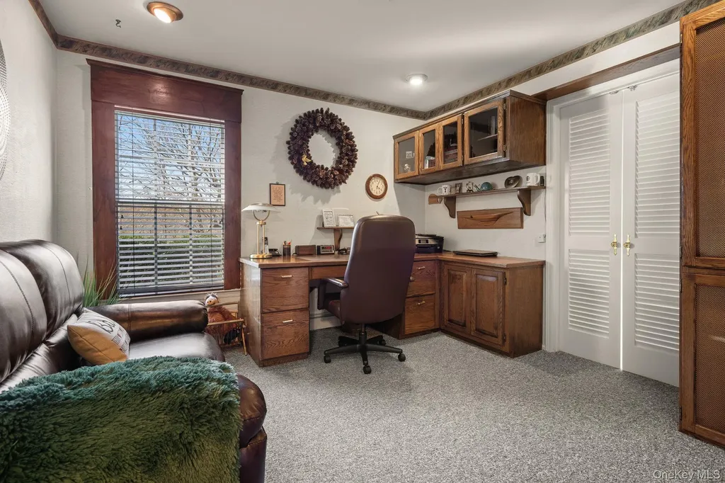 32 Fairway Place Cold Spring Harbor NY 11724