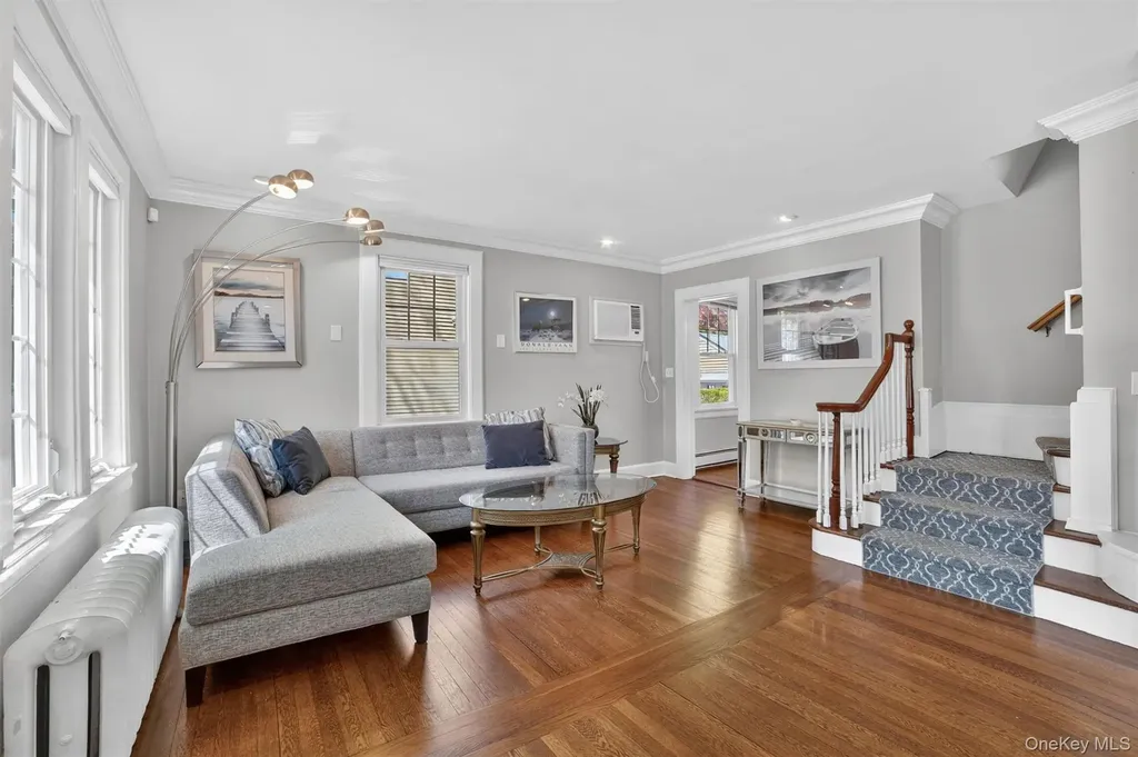 187 Longview Avenue White Plains NY 10605