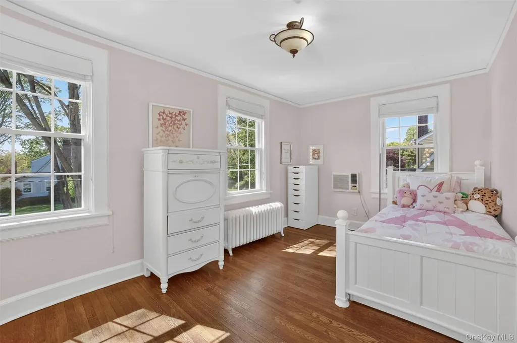 187 Longview Avenue White Plains NY 10605