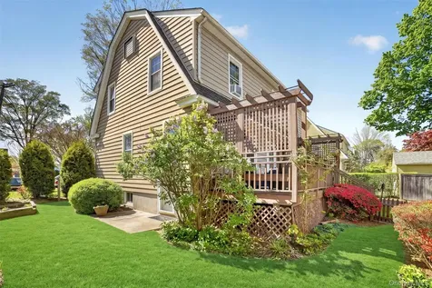 187 Longview Avenue White Plains NY 10605