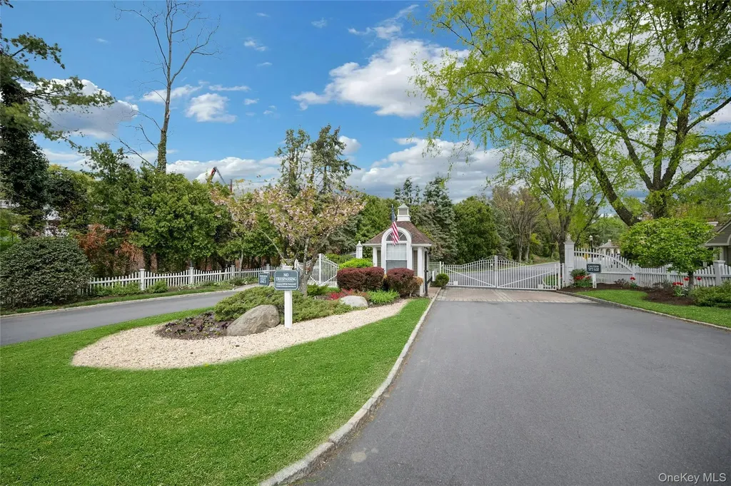 1102 Pondside Drive White Plains NY 10607