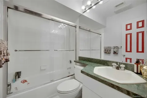 1102 Pondside Drive White Plains NY 10607