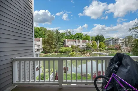 1102 Pondside Drive White Plains NY 10607