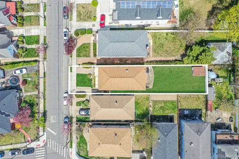 1010 Bay 25th Street Far Rockaway NY 11691
