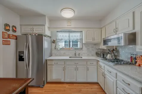 1010 Bay 25th Street Far Rockaway NY 11691