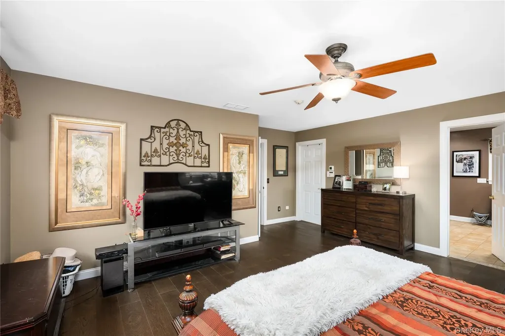 60 Idlewild Road Marlboro NY 12542