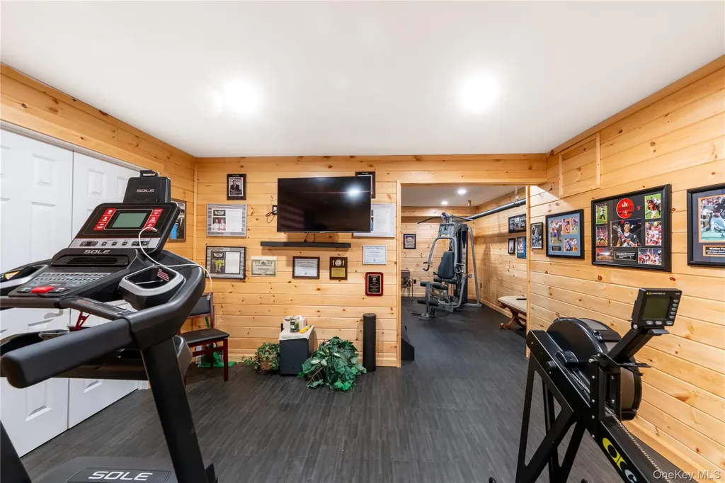 60 Idlewild Road Marlboro NY 12542