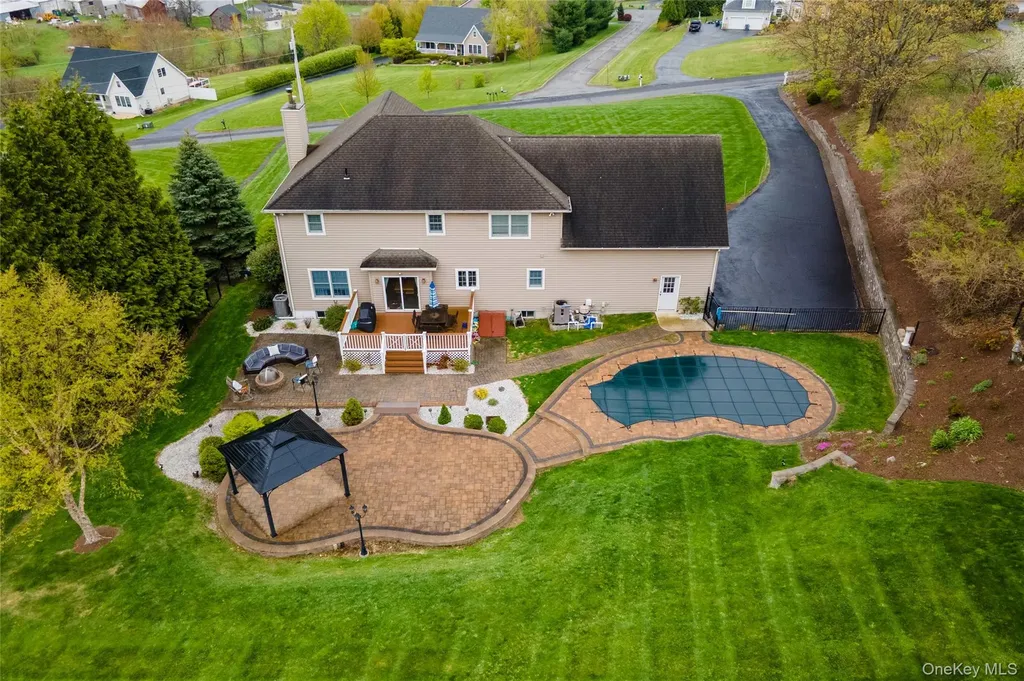 60 Idlewild Road Marlboro NY 12542