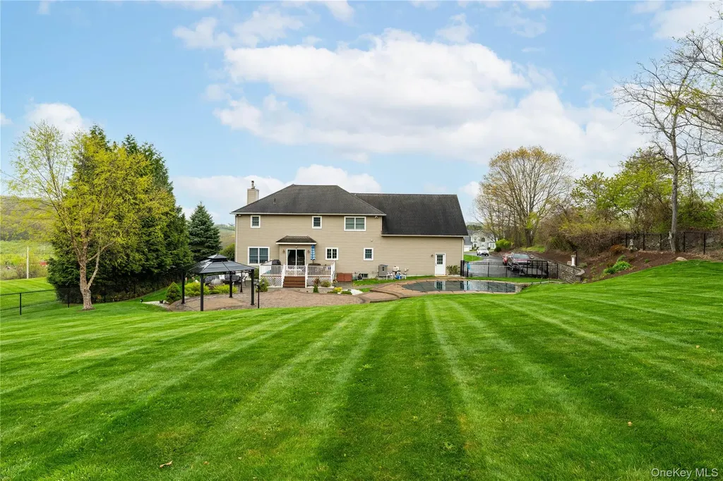60 Idlewild Road Marlboro NY 12542