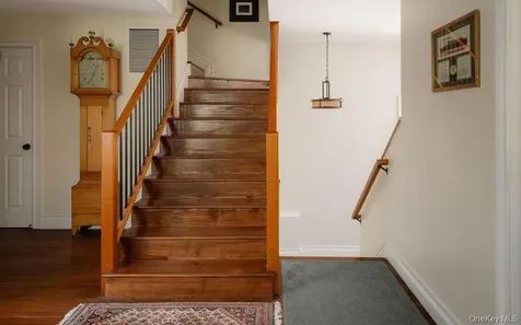 92 Fiddlers Bridge Road Staatsburg NY 12580