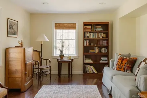 92 Fiddlers Bridge Road Staatsburg NY 12580