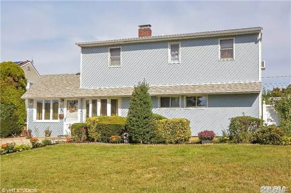 51 Friendly Hicksville NY 11801
