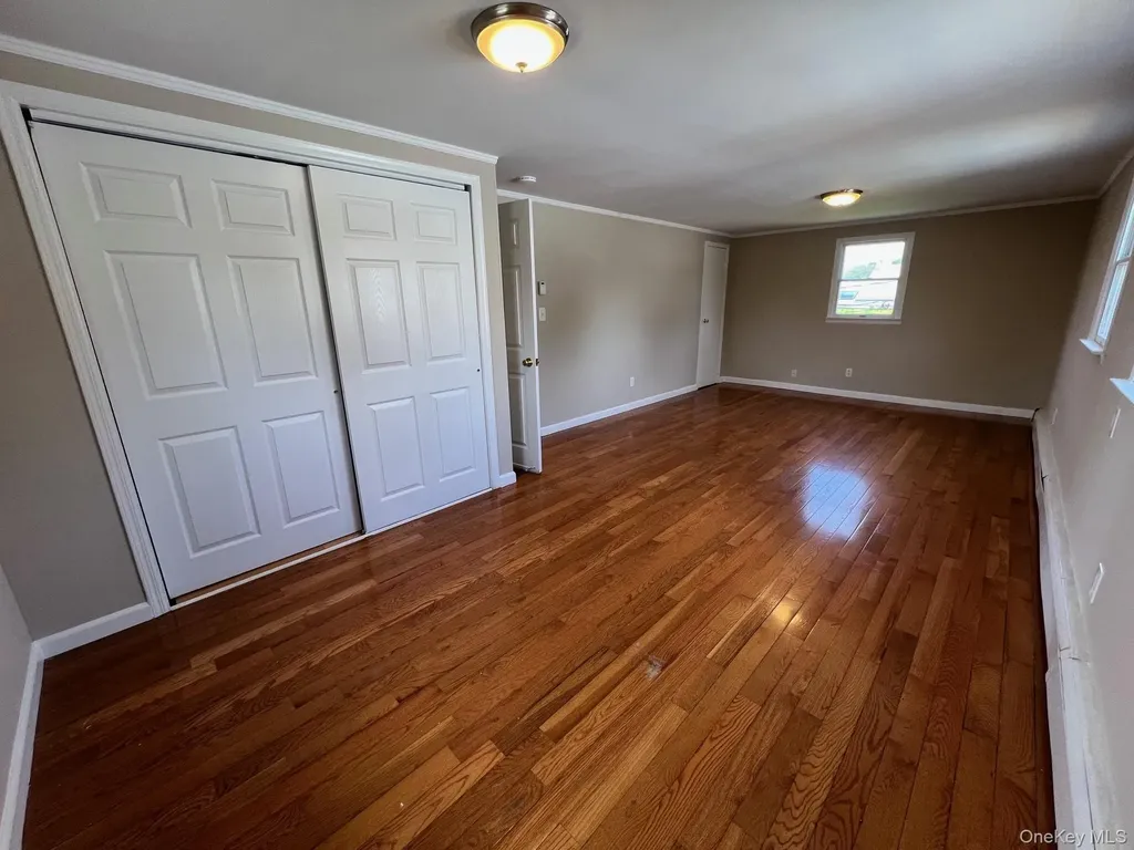 51 Friendly Hicksville NY 11801
