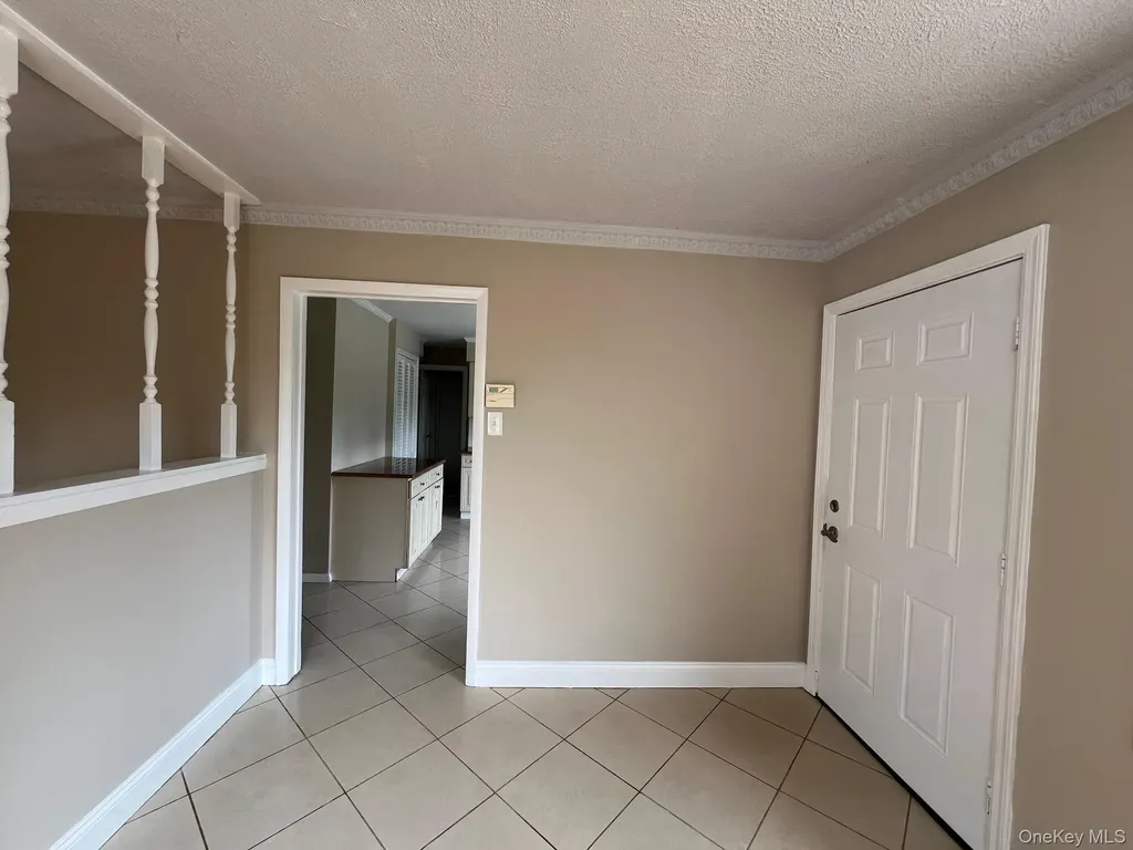51 Friendly Hicksville NY 11801