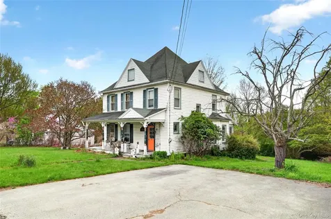 70 North Road Bloomingburg NY 12721