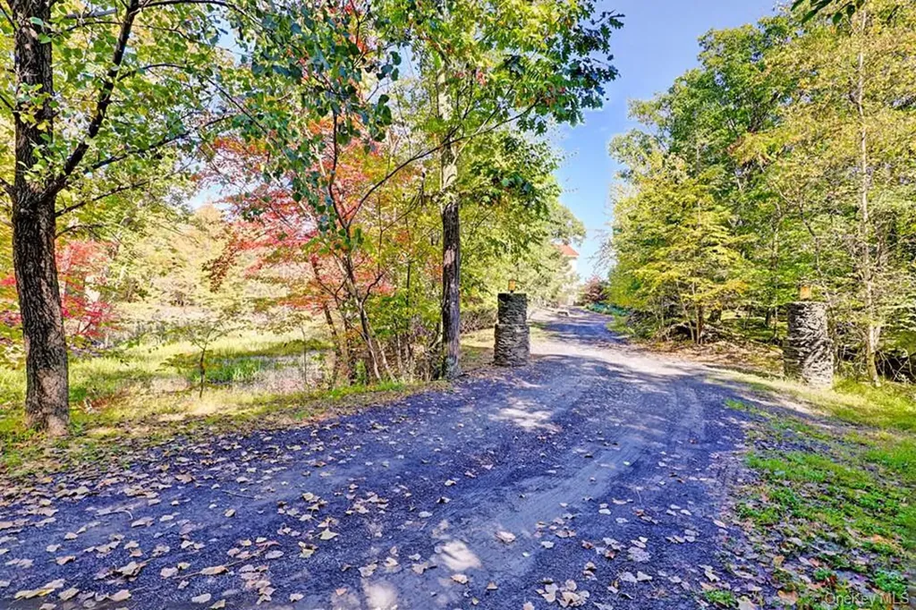 21 Ori's View Drive Saugerties NY 12477