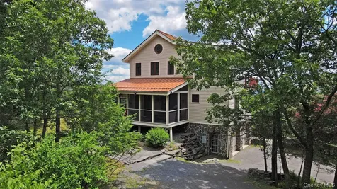 21 Ori's View Drive Saugerties NY 12477
