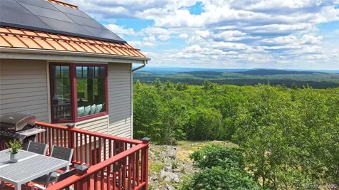 21 Ori's View Drive Saugerties NY 12477