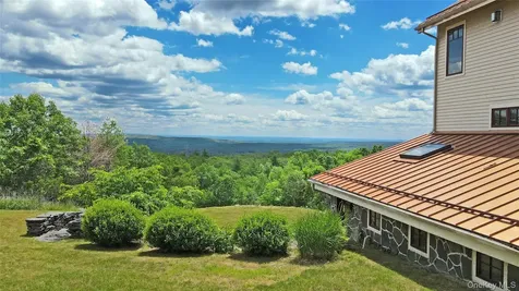 21 Ori's View Drive Saugerties NY 12477