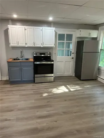 165 S Cross Road Staatsburg NY 12580