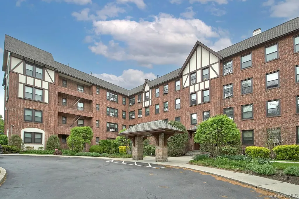 246 Bronxville Road Bronxville NY 10708