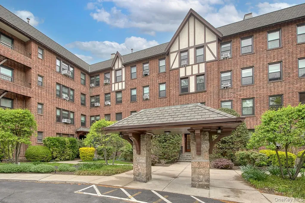 246 Bronxville Road Bronxville NY 10708