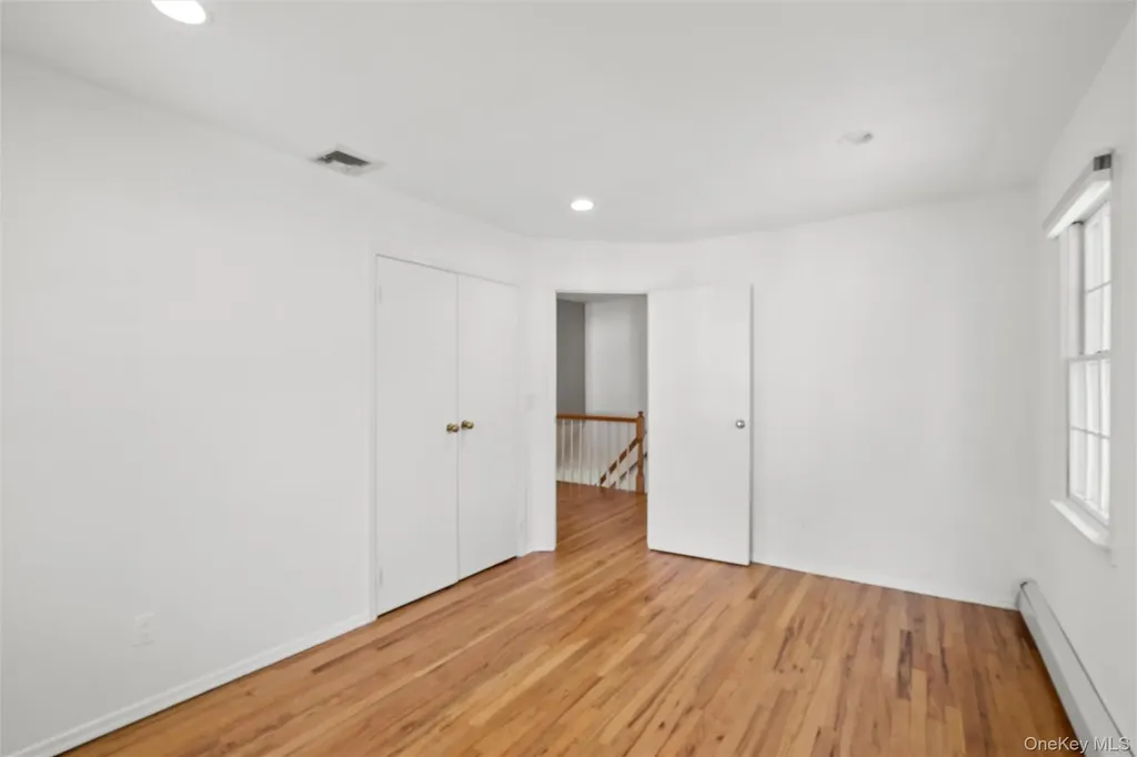 22 Baylis Place Syosset NY 11791