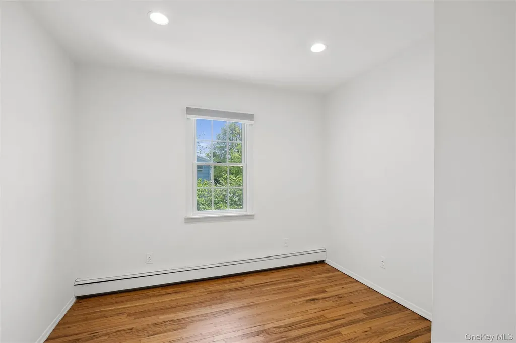 22 Baylis Place Syosset NY 11791