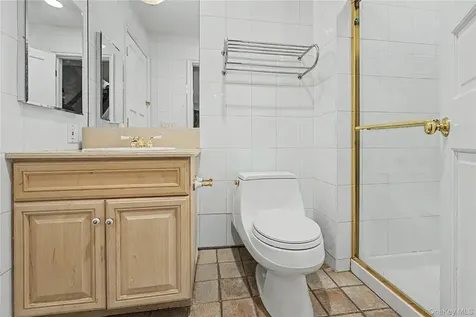 12 Chauncey Place Woodbury NY 11797