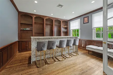 12 Chauncey Place Woodbury NY 11797