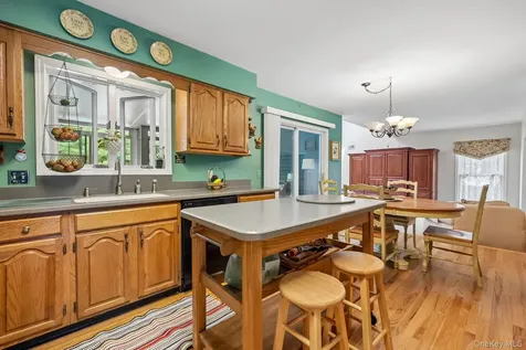 118 Pelham Drive Cornwall NY 12518