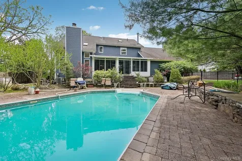 118 Pelham Drive Cornwall NY 12518