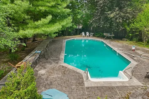 118 Pelham Drive Cornwall NY 12518